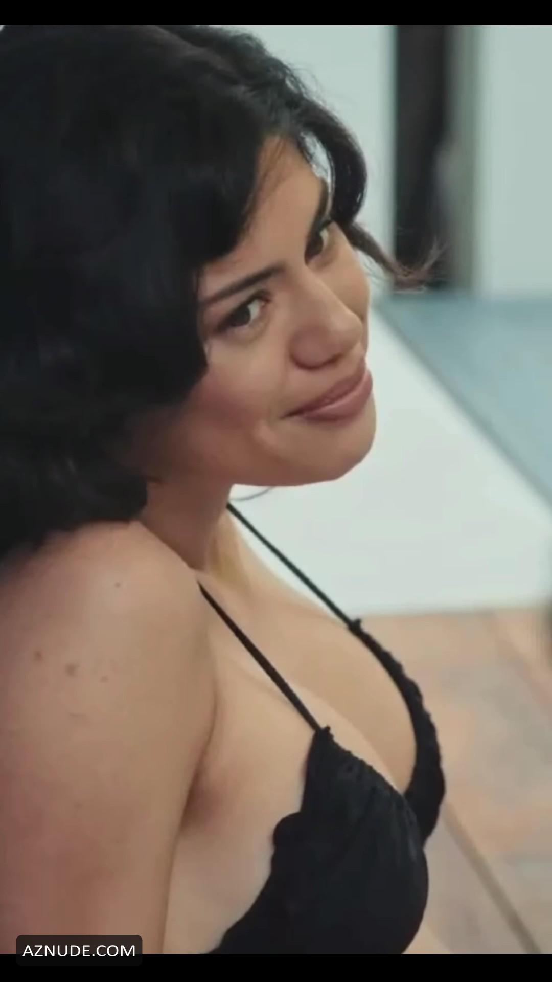 She's The (undercover) Boss in Unsorted, photo 2