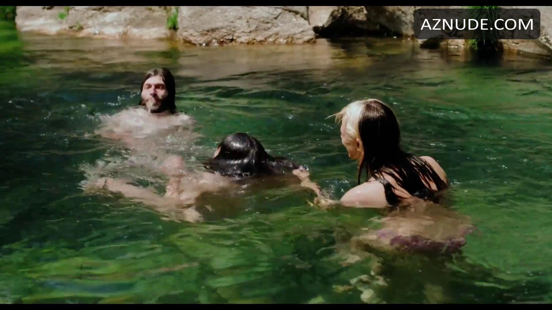 Stroking An Animal in Unsorted, photo 3