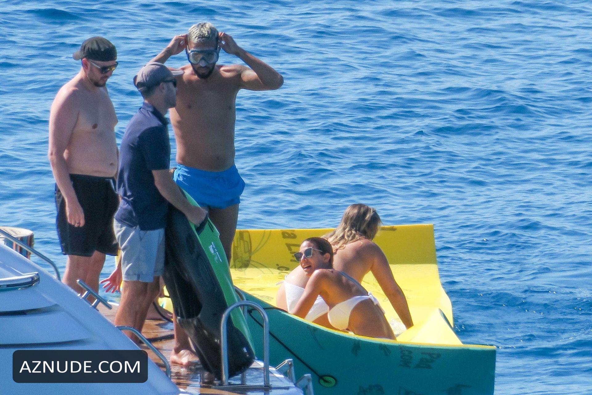 Tamara Gorro in Tamara Gorro And Ezequiel Garay Enjoy A Day In The Sun In Formentera, photo 2