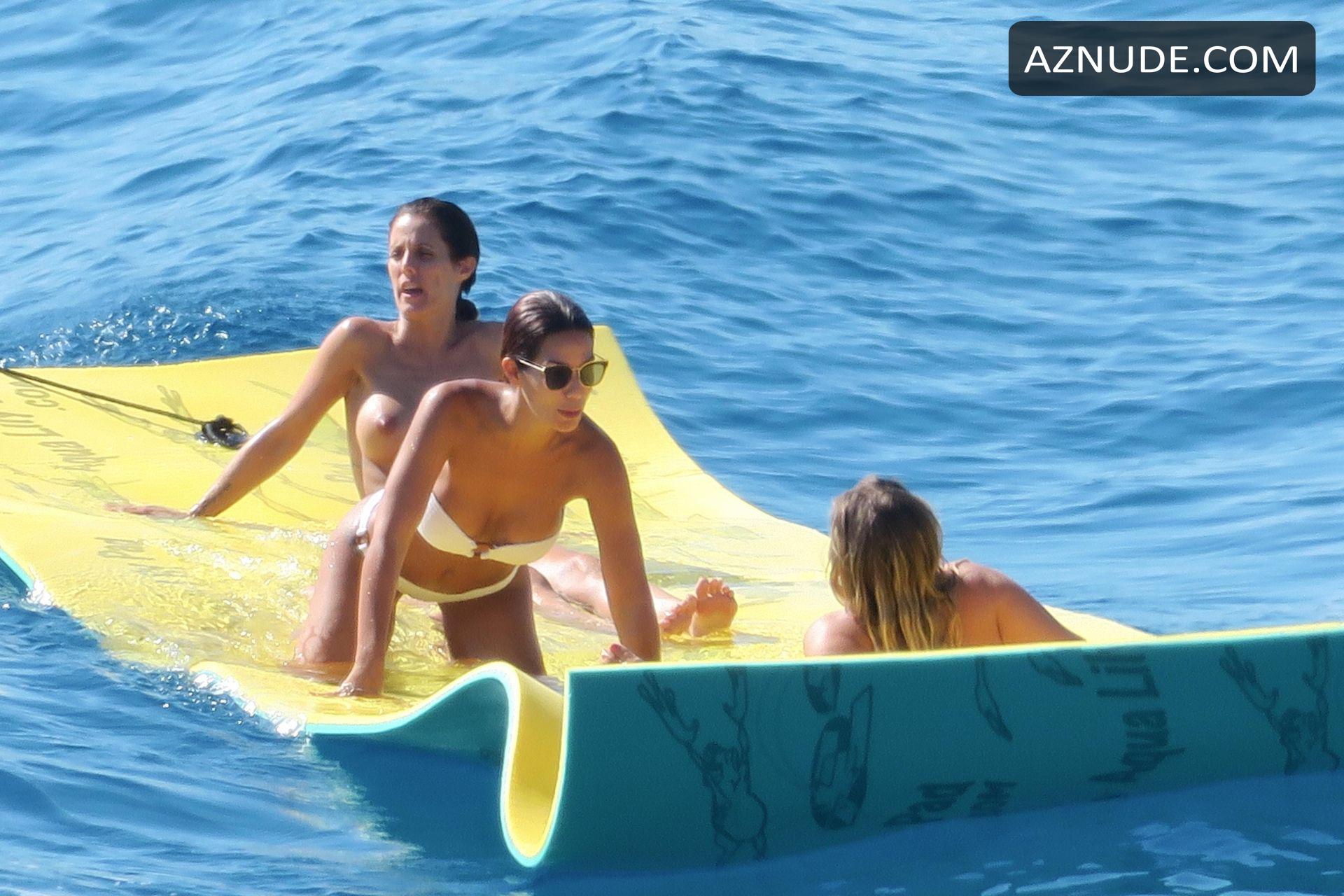 Tamara Gorro in Tamara Gorro And Ezequiel Garay Enjoy A Day In The Sun In Formentera, photo 4