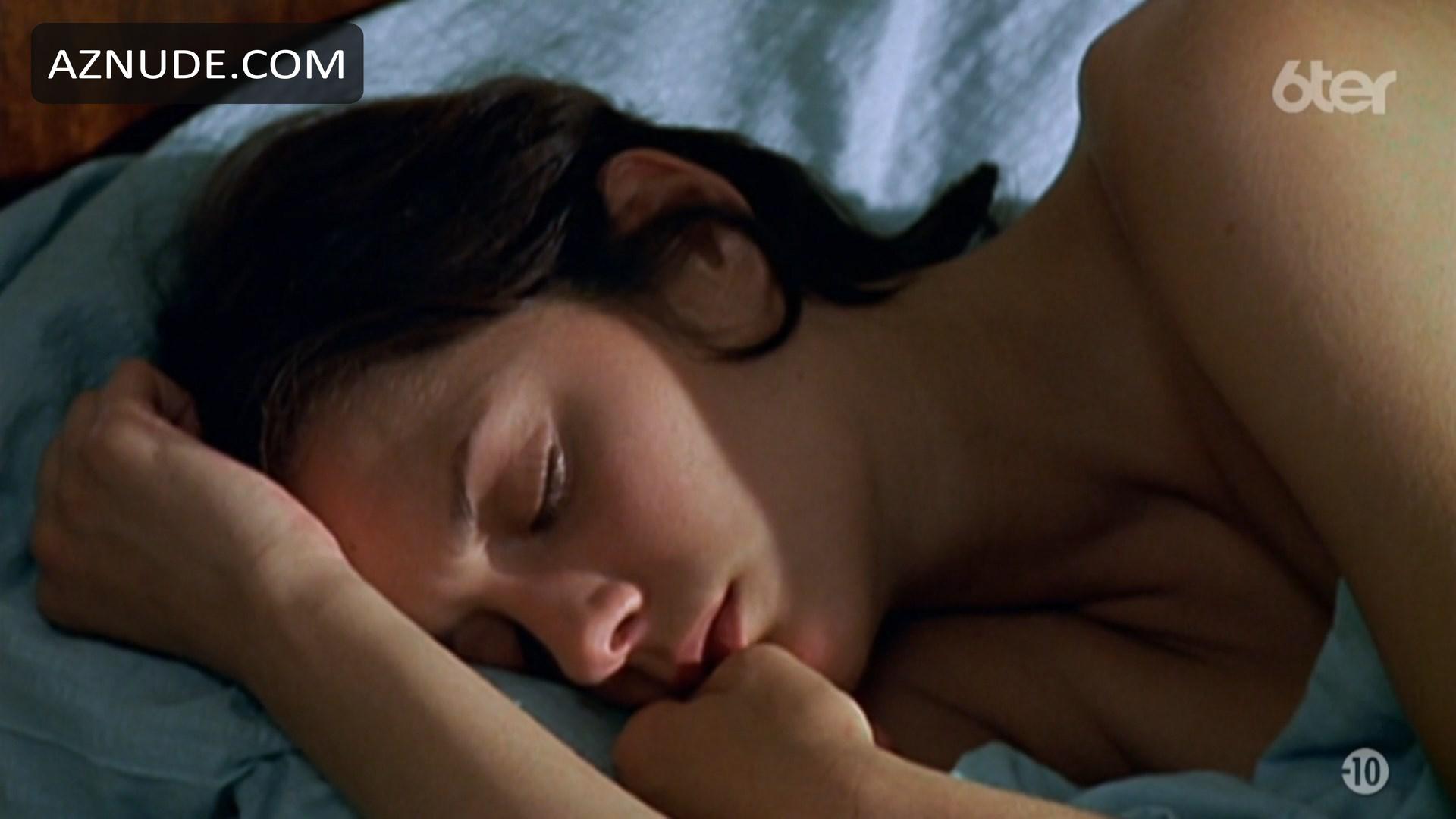Une Femme Piegee in Unsorted, photo 6
