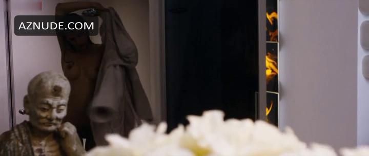 Valentina Belle in Il Permesso 48 Ore Fuori, photo 2