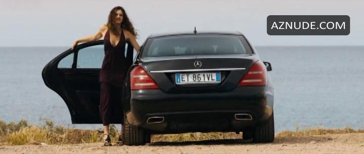 Valentina Belle in Il Permesso 48 Ore Fuori, photo 3