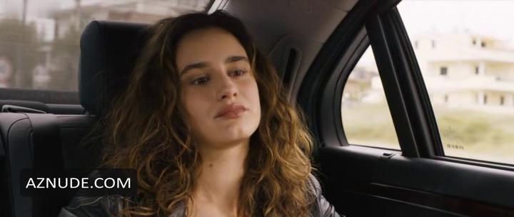 Valentina Belle in Il Permesso 48 Ore Fuori, photo 13