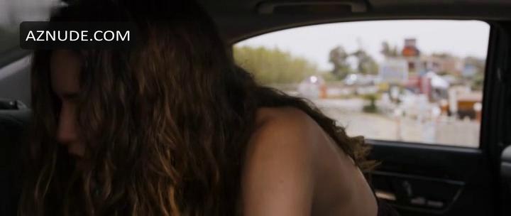 Valentina Belle in Il Permesso 48 Ore Fuori, photo 15