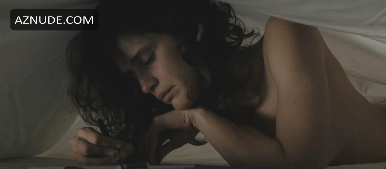 Valentina Belle in The Life Apart, photo 6