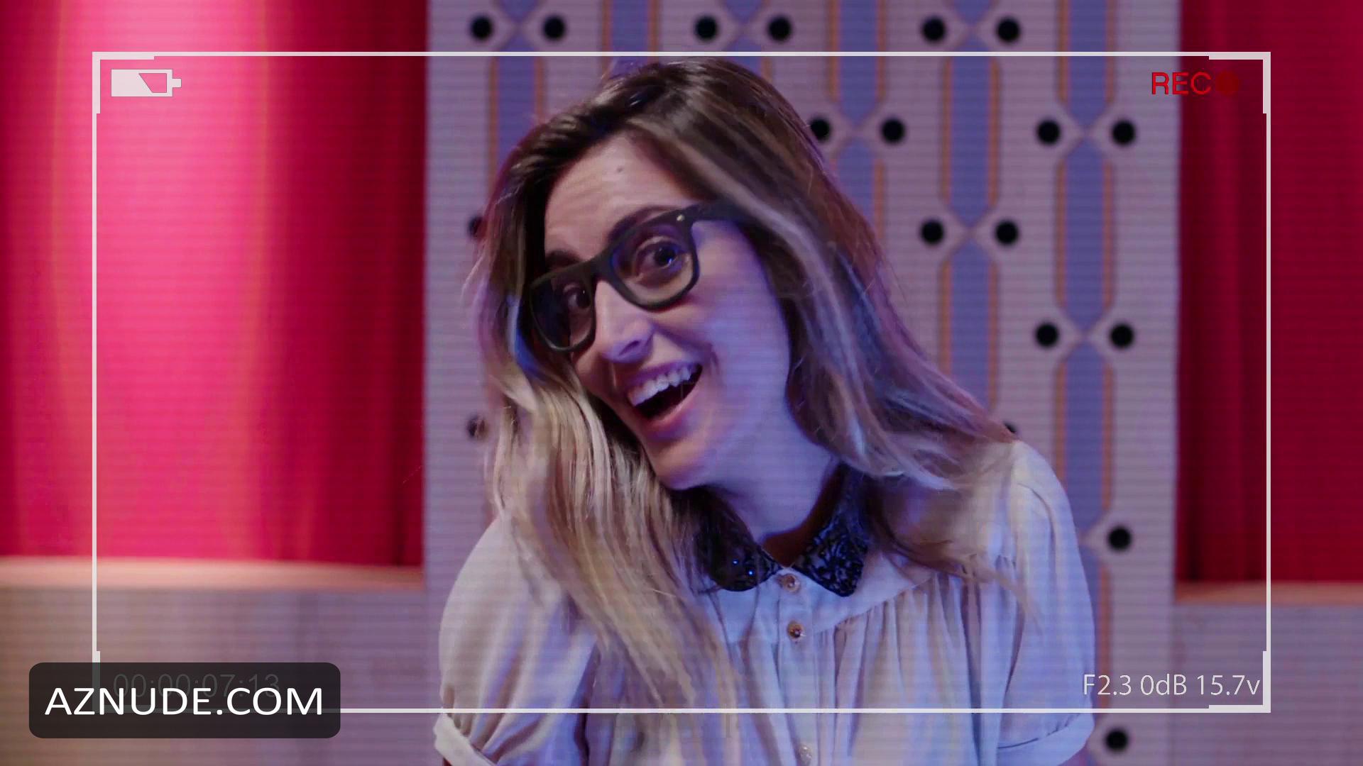Valentina Frione in Millennials, photo 3