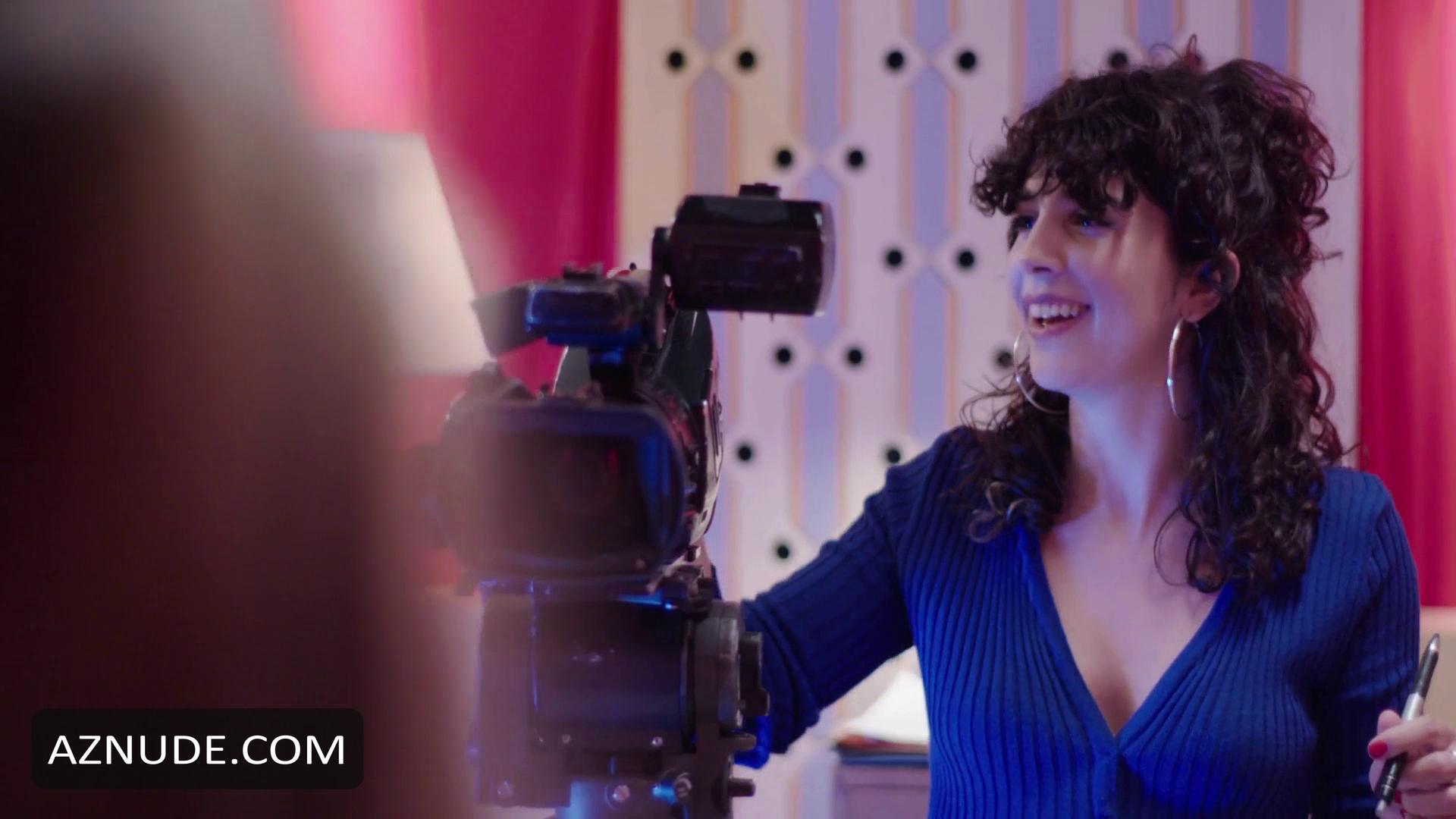 Valentina Frione in Millennials, photo 11