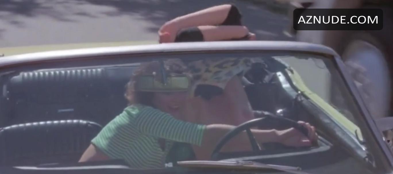 Val Kline in The Beach Girls, photo 5