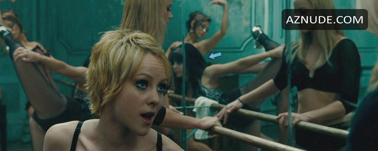 Vanessa Hudgens in Sucker Punch, photo 3