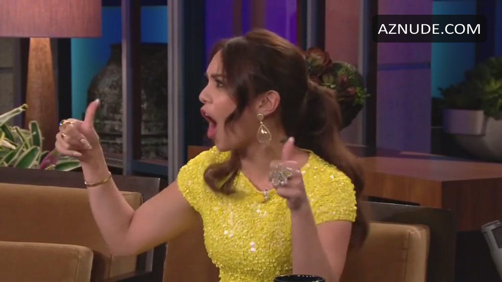 Vanessa Hudgens in The Tonight Show, photo 4