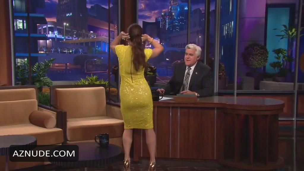 Vanessa Hudgens in The Tonight Show, photo 8