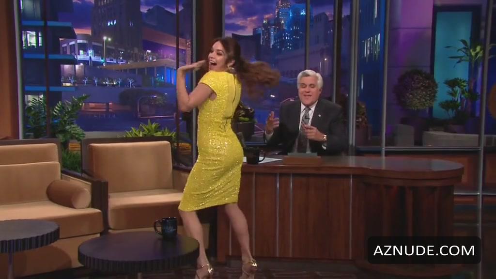 Vanessa Hudgens in The Tonight Show, photo 15