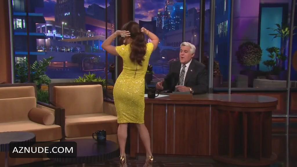 Vanessa Hudgens in The Tonight Show, photo 17