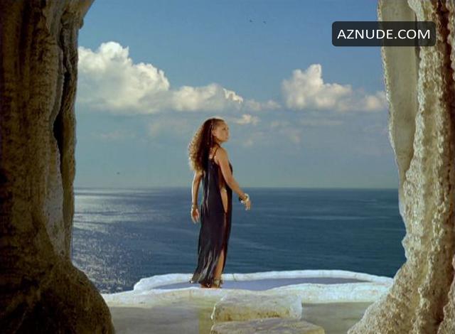 Vanessa L. Williams in The Odyssey, photo 4