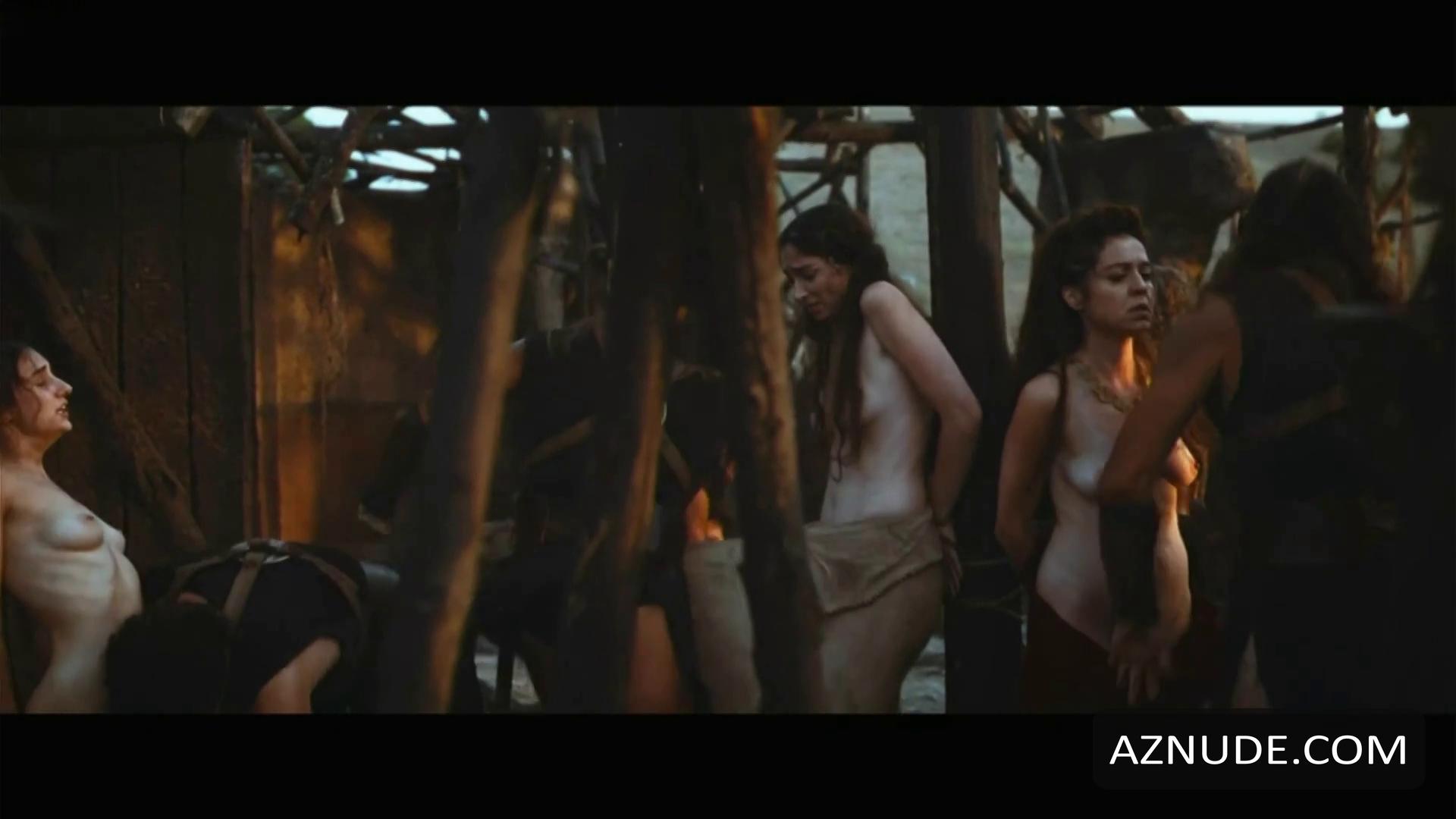 Vanessa Scalera in Romulus, photo 3