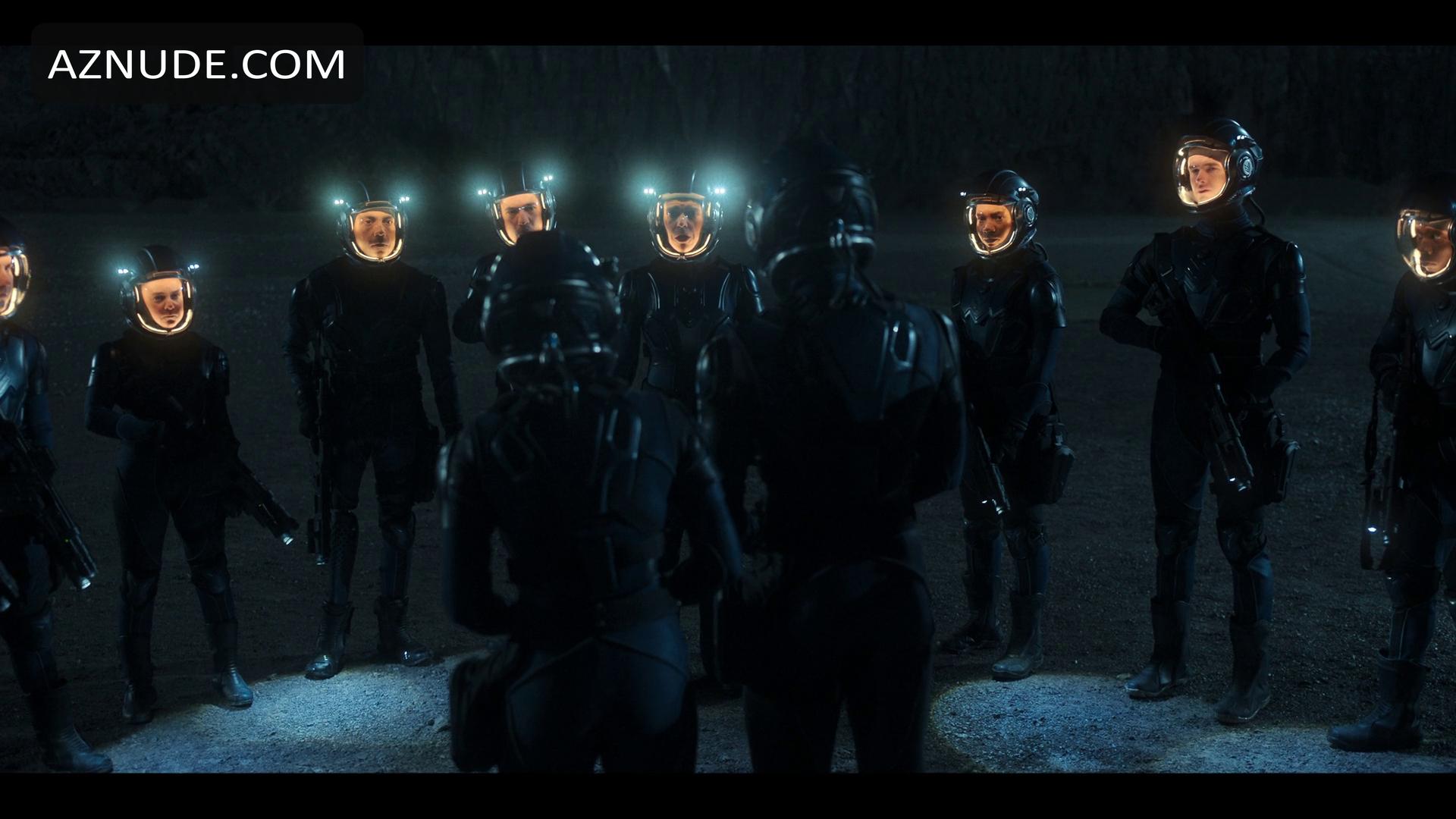 Varada Sethu in Doctor Who Fifteenth Doctor, photo 19