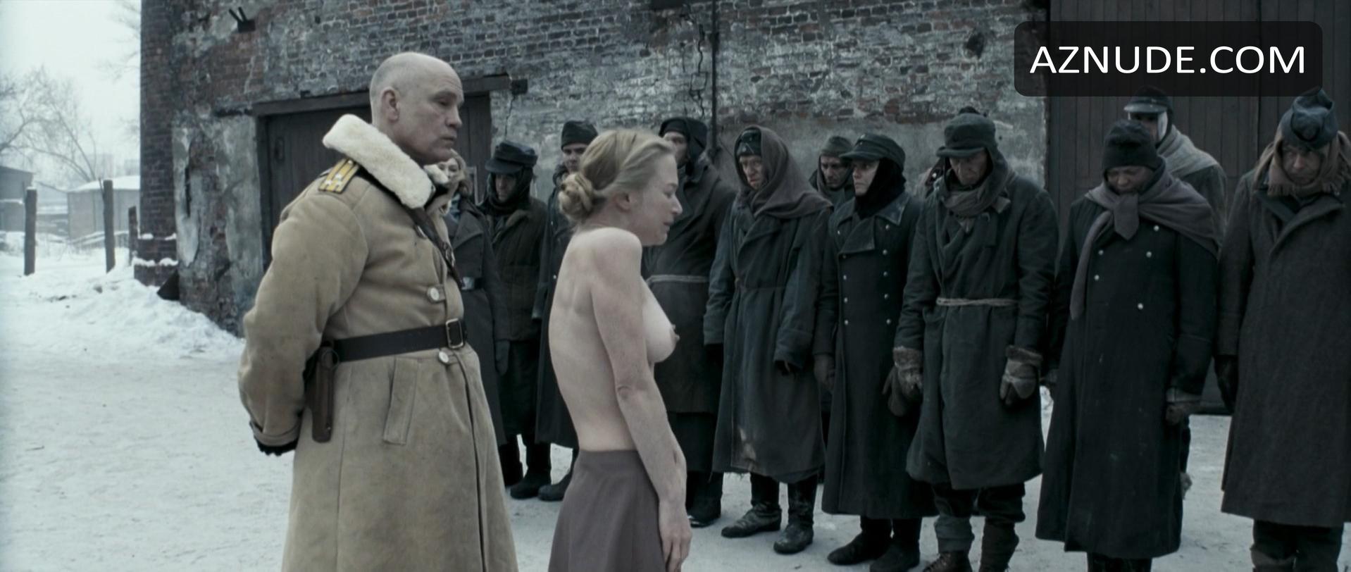 Vera Farmiga in In Tranzit, photo 2