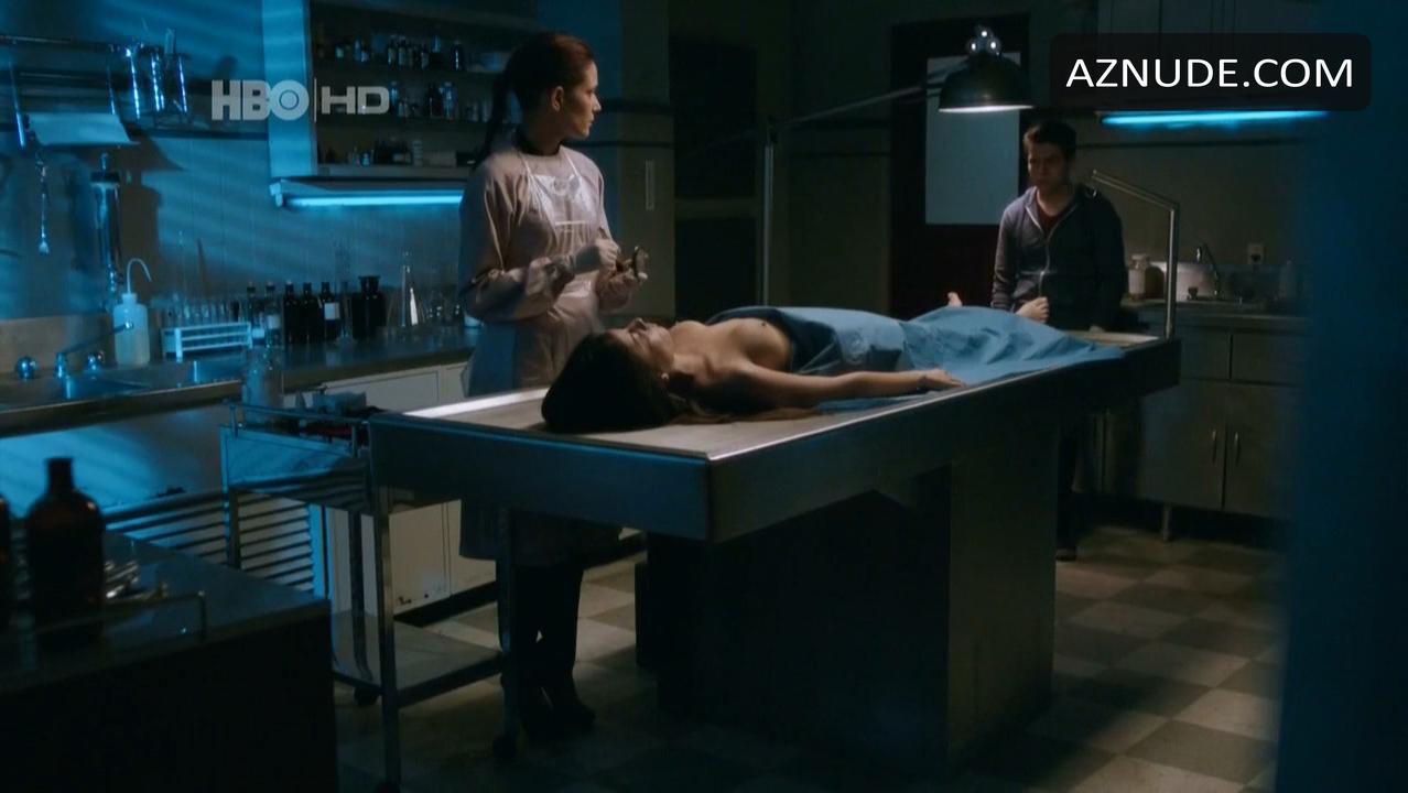 Veronica Falcon in Sr. Avila, photo 2
