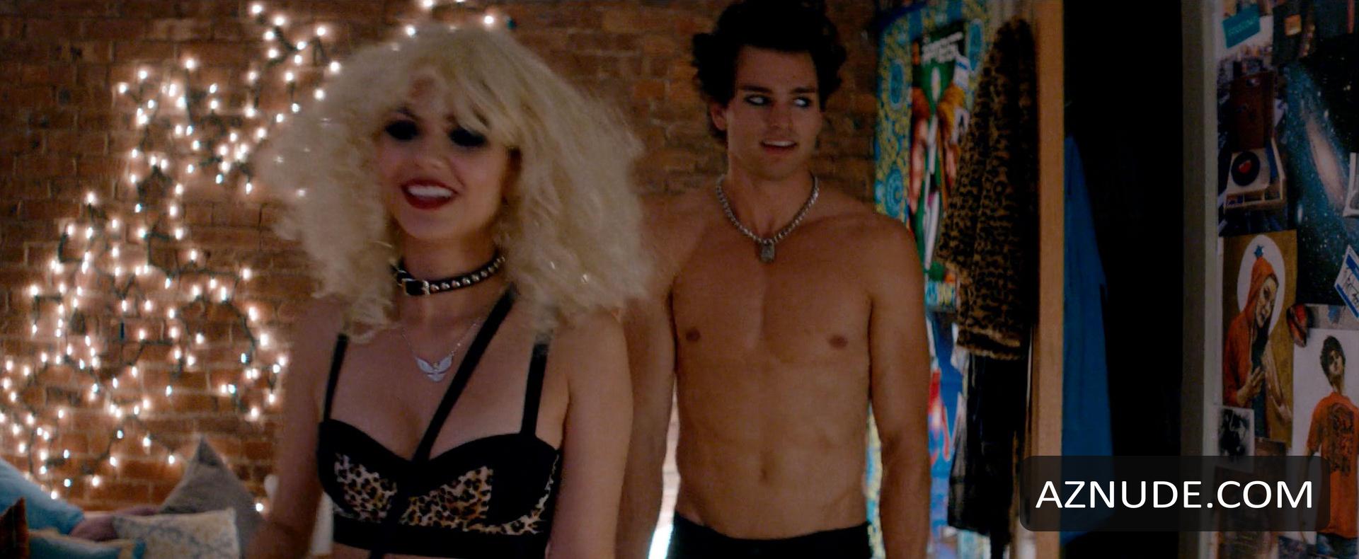 Victoria Justice in Naomi And Ely's No Kiss List, photo 9