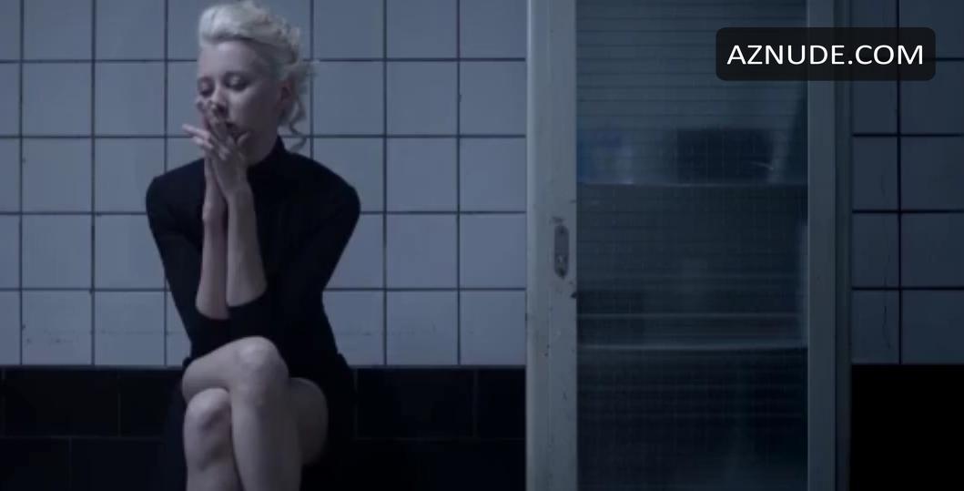 Vilma Kutaviciute in Pokhmele, photo 5