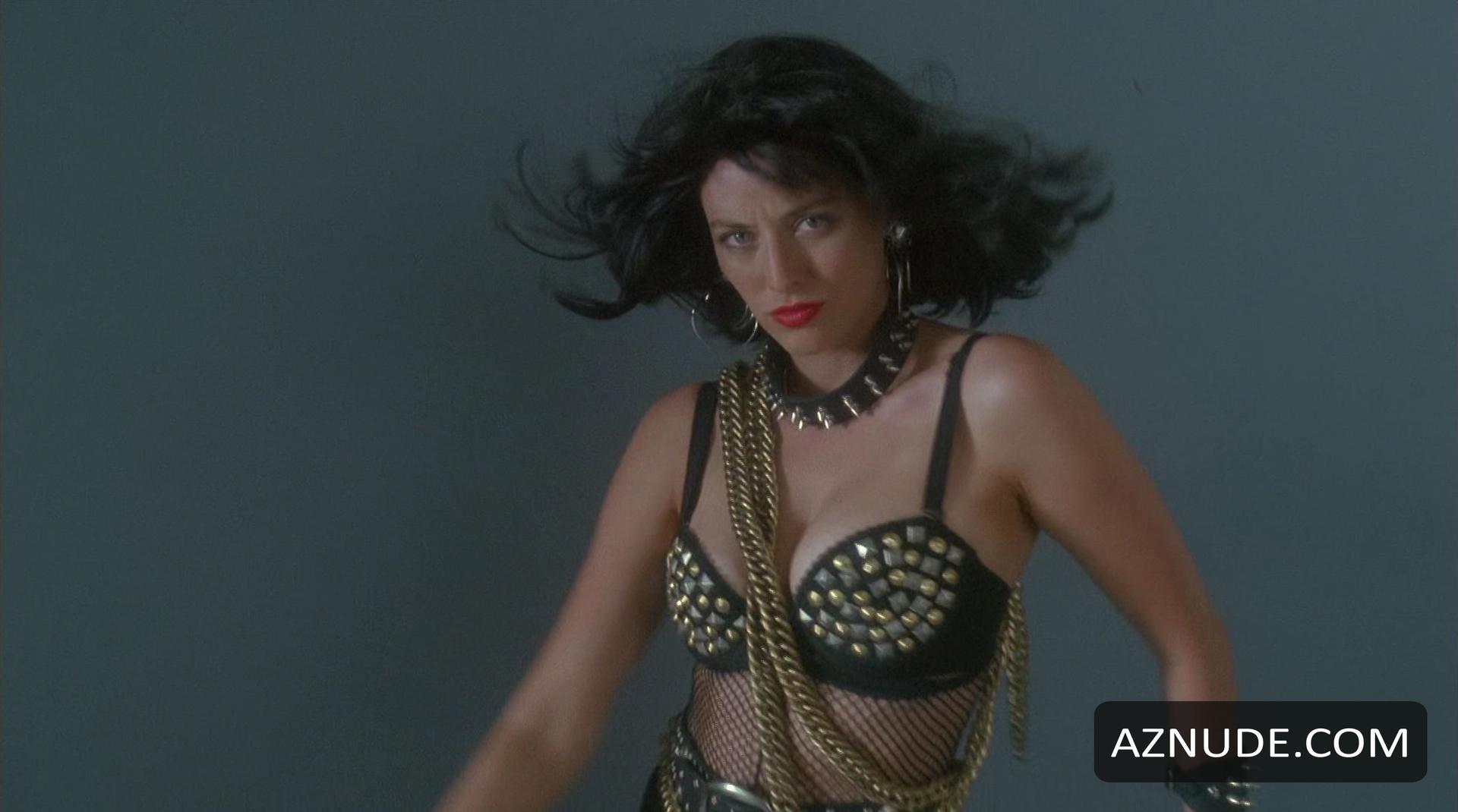Virginia Madsen in A Murderous Affair, photo 6