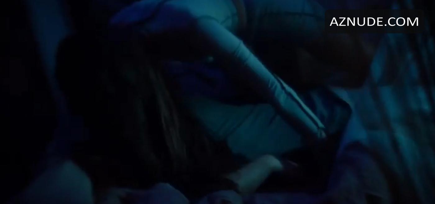 Weronika Dzierzynska in Wolf, photo 1