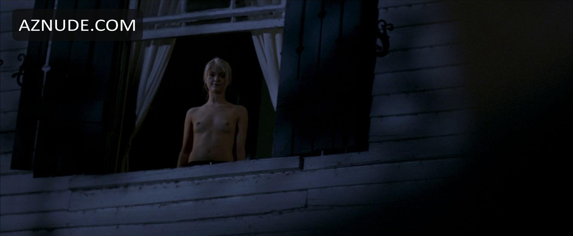 Whitney Able in All The Boys Love Mandy Lane, photo 14