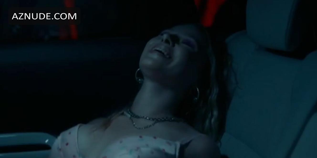 Wiktoria Supryn in Wolf, photo 2