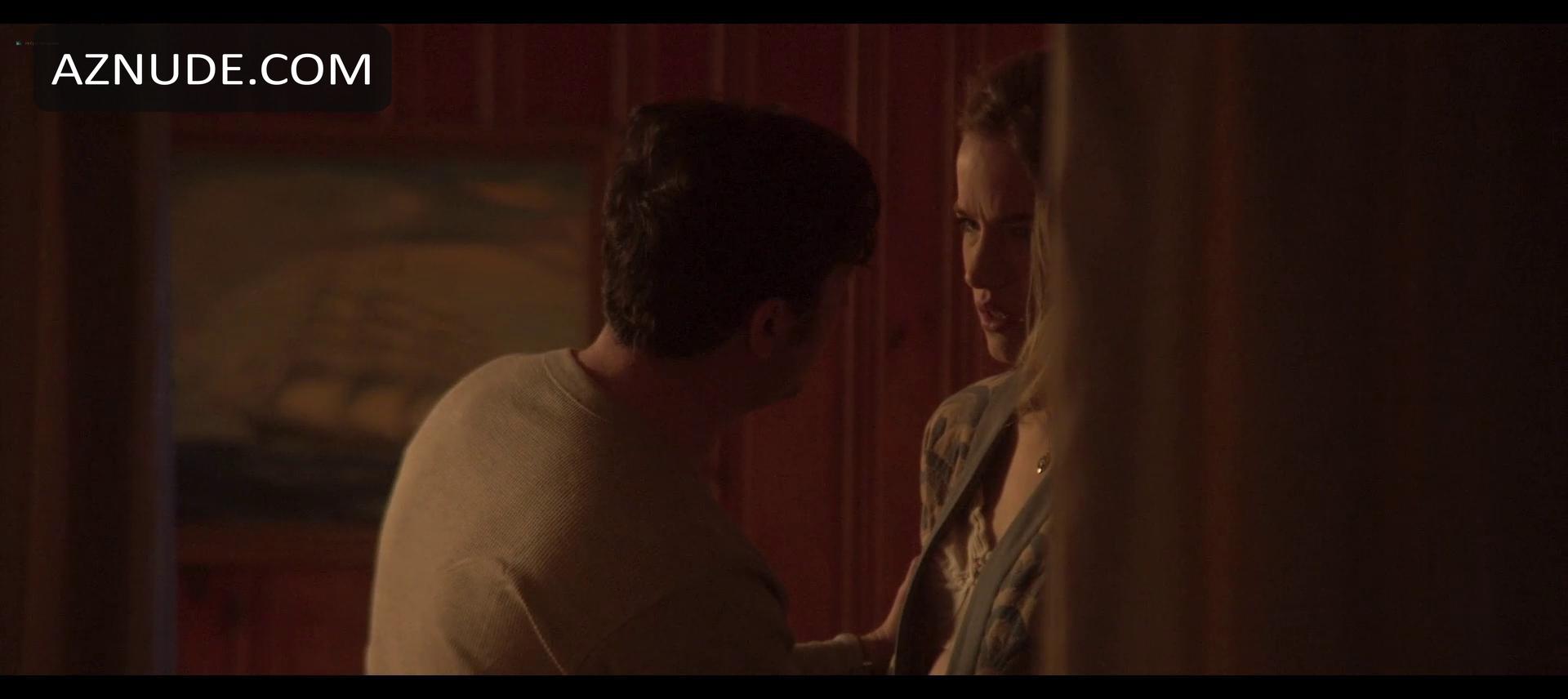 Willa Fitzgerald in 181 2, photo 5