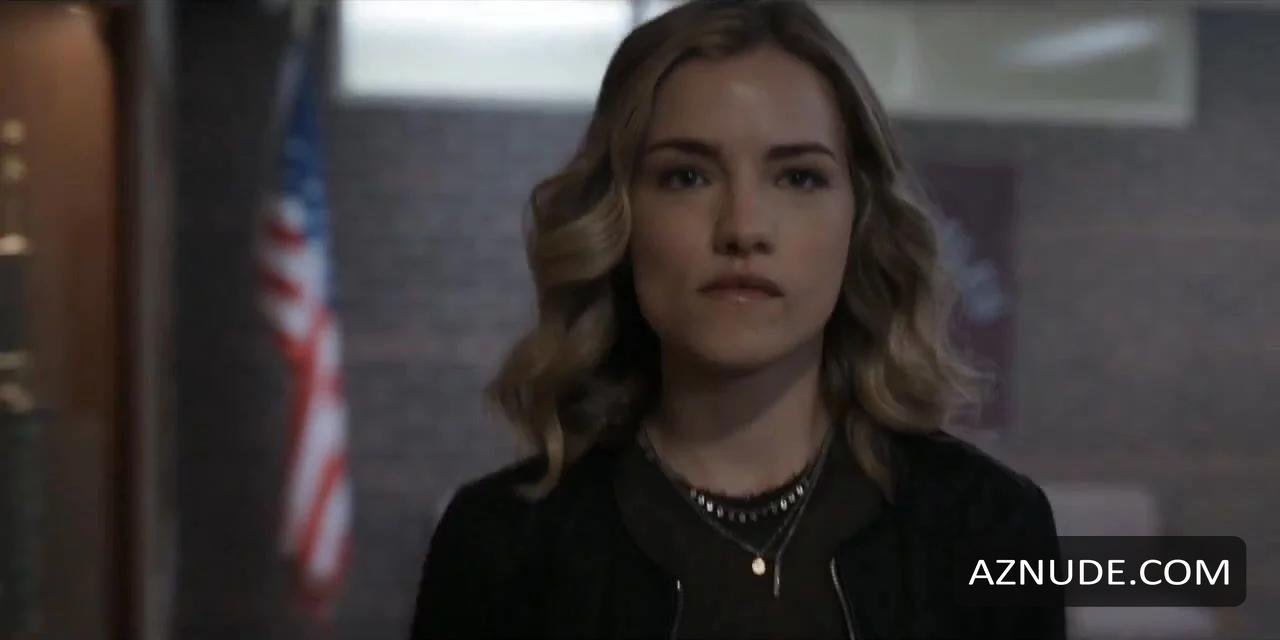 Willa Fitzgerald in Dare Me, photo 4