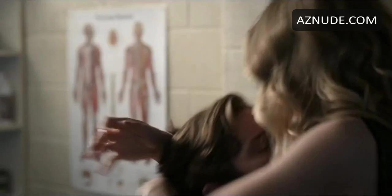 Willa Fitzgerald in Dare Me, photo 10