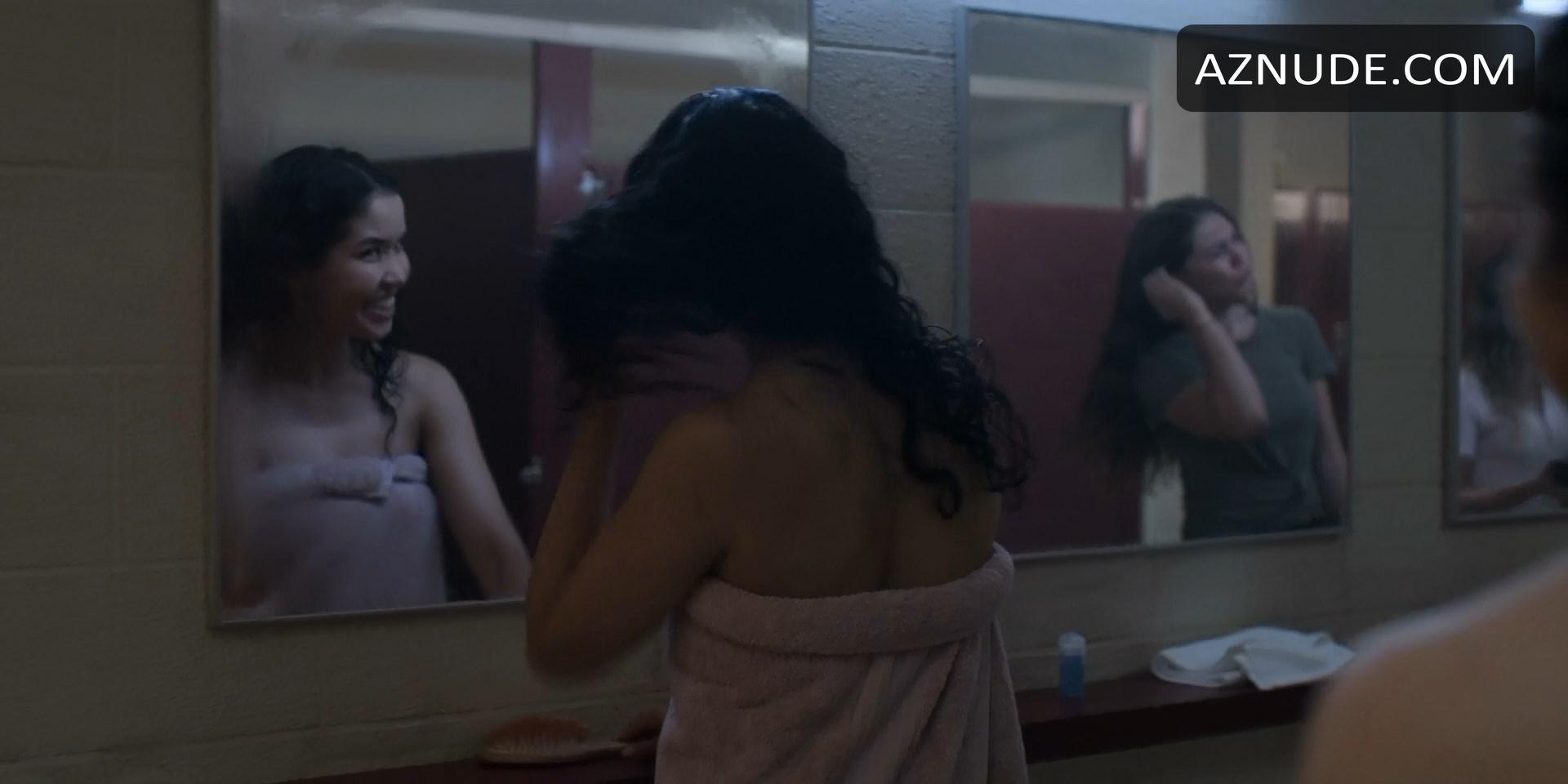 Willa Fitzgerald in Dare Me, photo 32