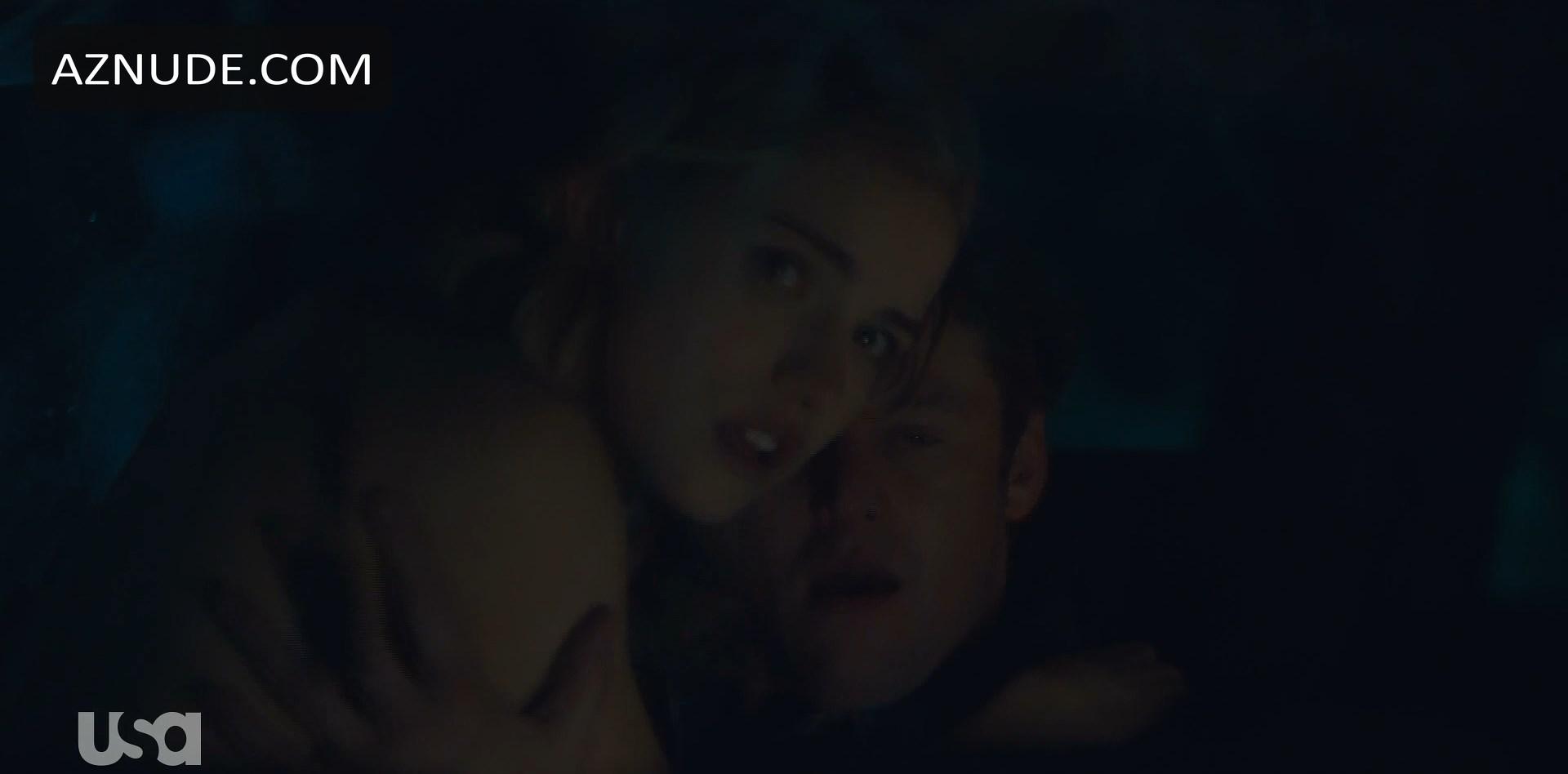 Willa Fitzgerald in Dare Me, photo 56