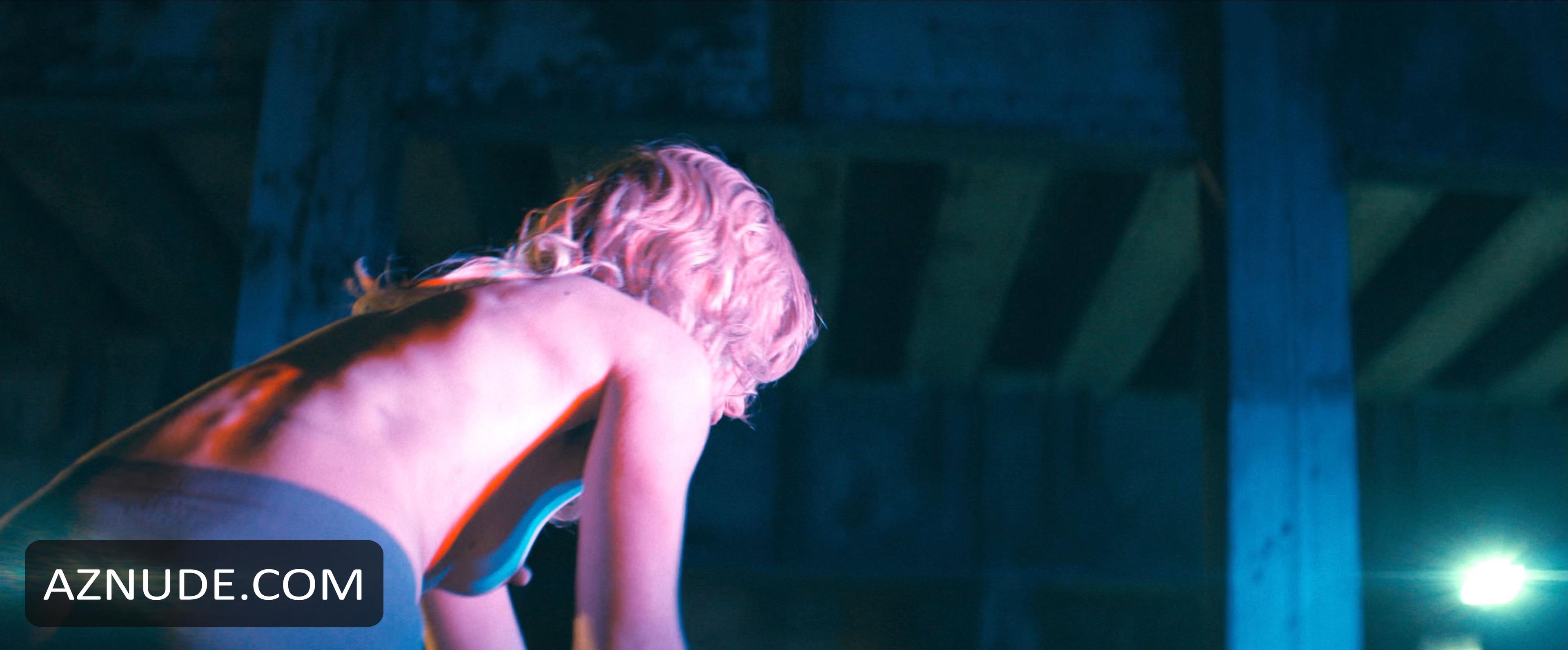 Willa Fitzgerald in Desperation Road, photo 15