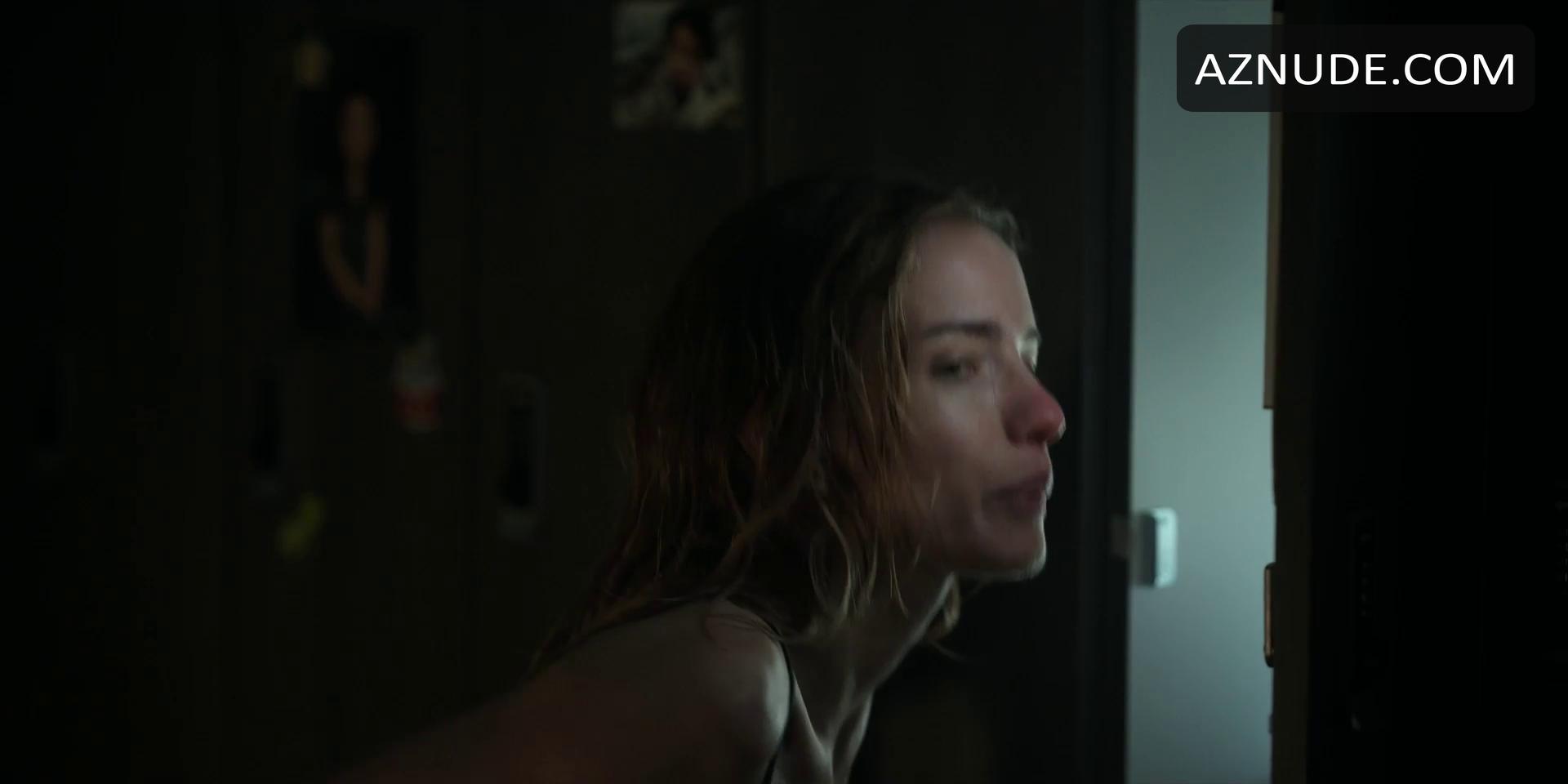 Willa Fitzgerald in Pulse, photo 1