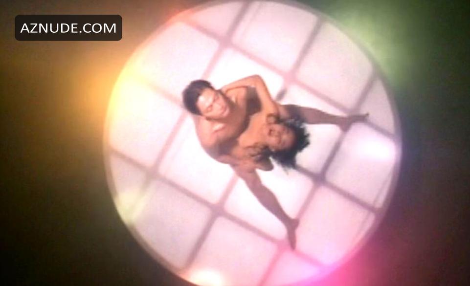 Wing-chi Chan in False Lady, photo 15