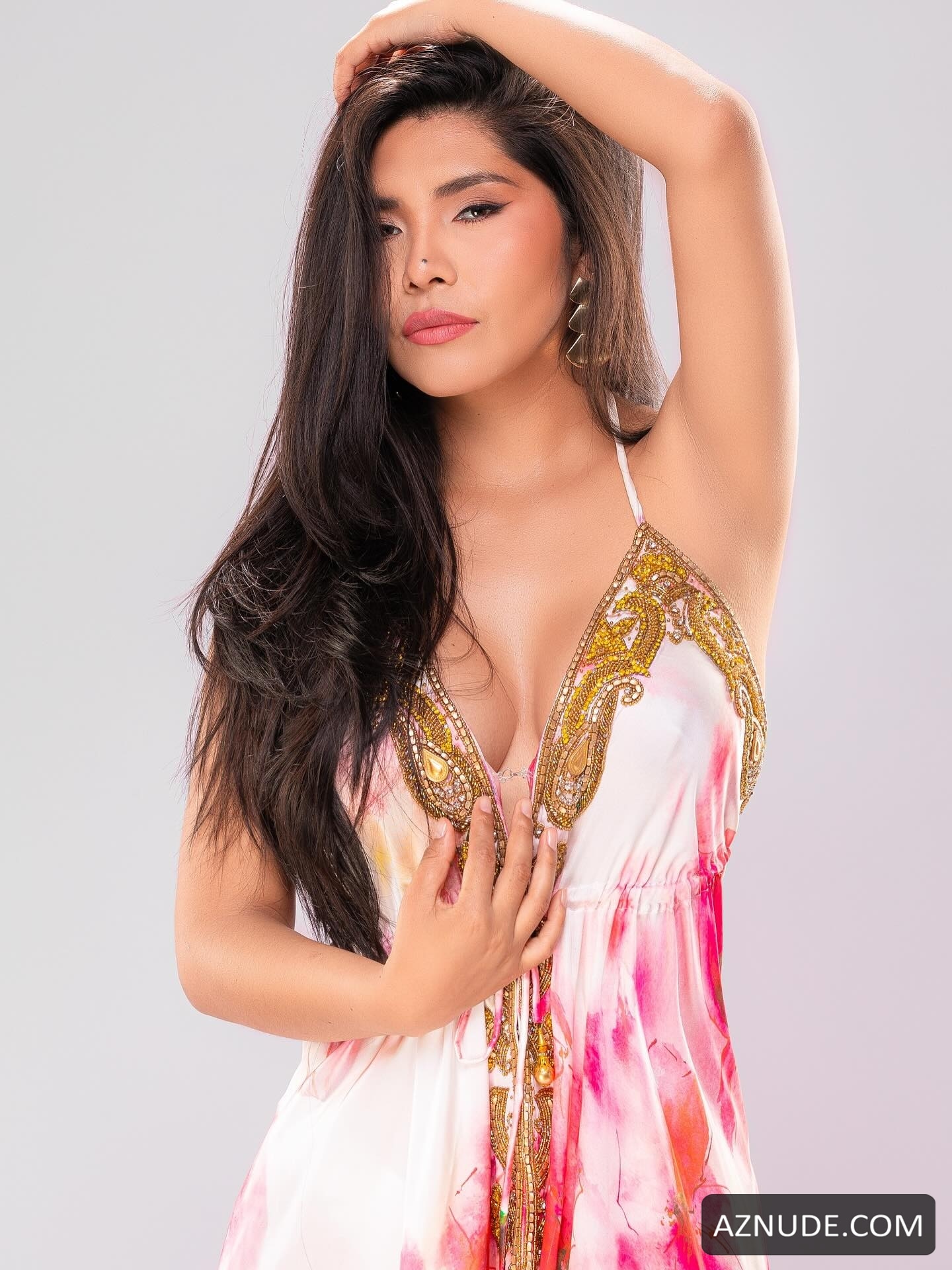 Yarita Lizeth Yanarico in Selva Peru, photo 4