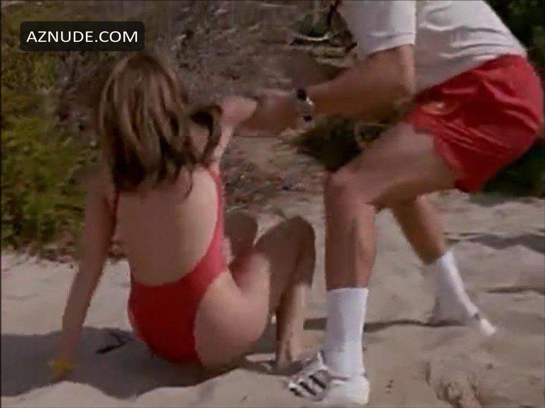 Yasmine Bleeth in Baywatch, photo 64
