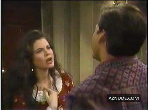 Yasmine Bleeth in Baywatch, photo 85