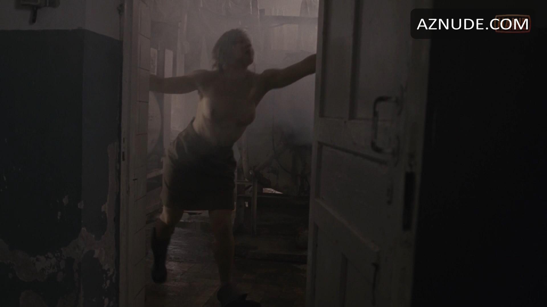 Yuliya Peresild in Captive, photo 12