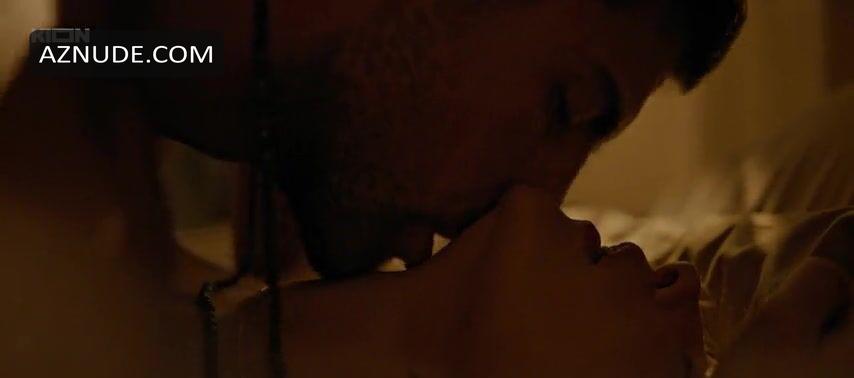 Yuliya Peresild in Nina!, photo 7