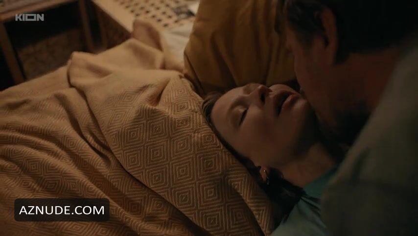 Yuliya Peresild in Nina!, photo 15