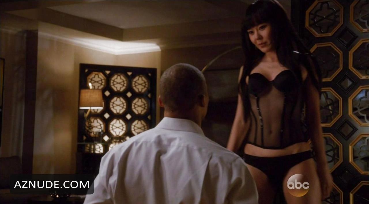 Yunjin Kim in Mistresses, photo 13