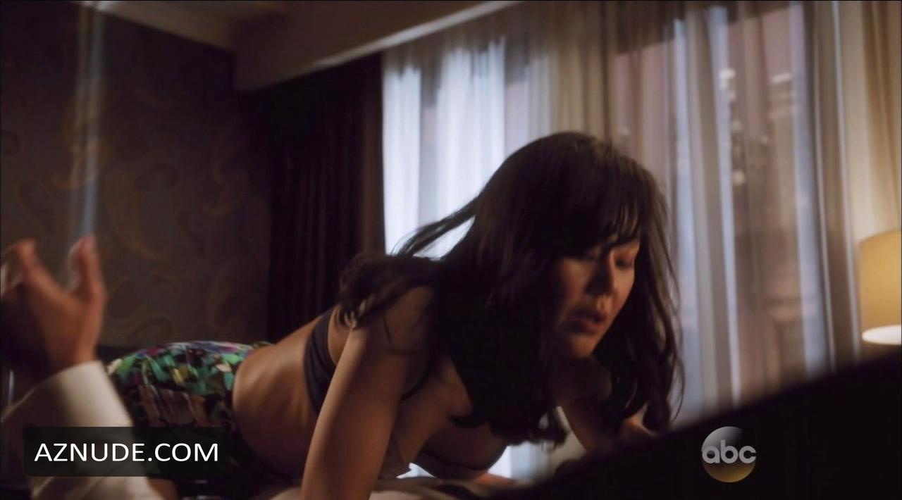 Yunjin Kim in Mistresses, photo 15