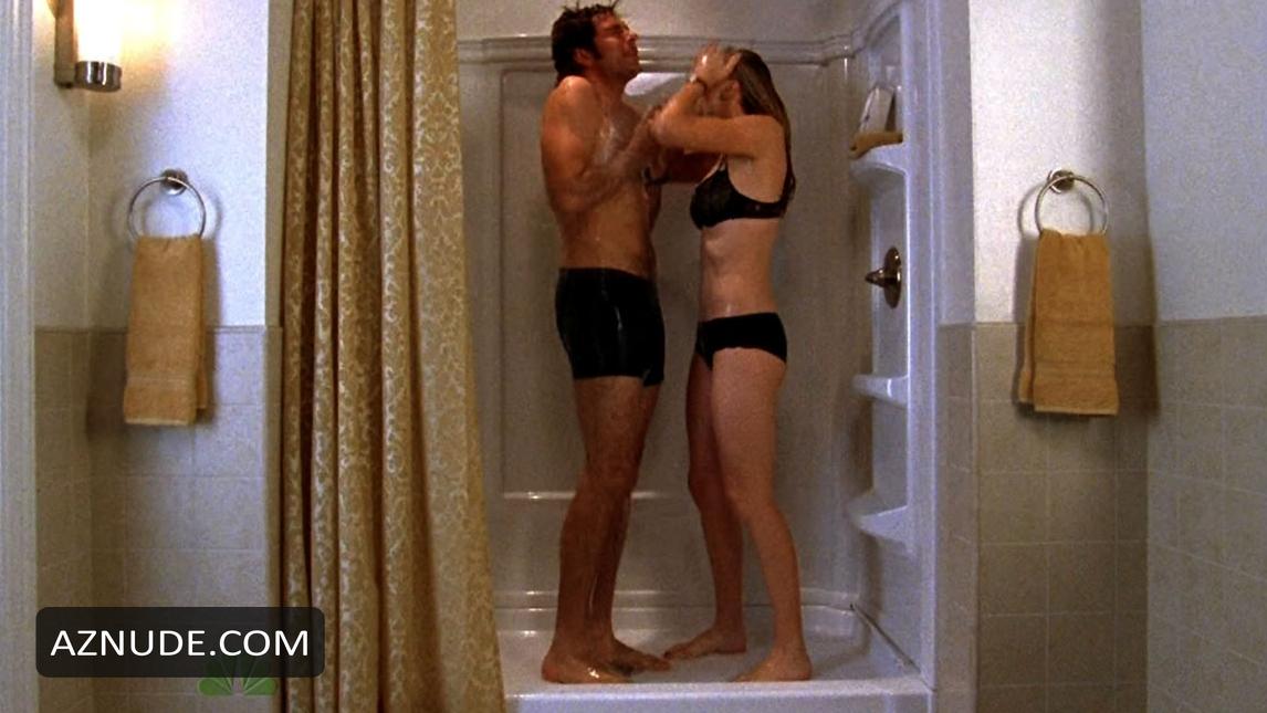 Yvonne Strahovski in Chuck, photo 17