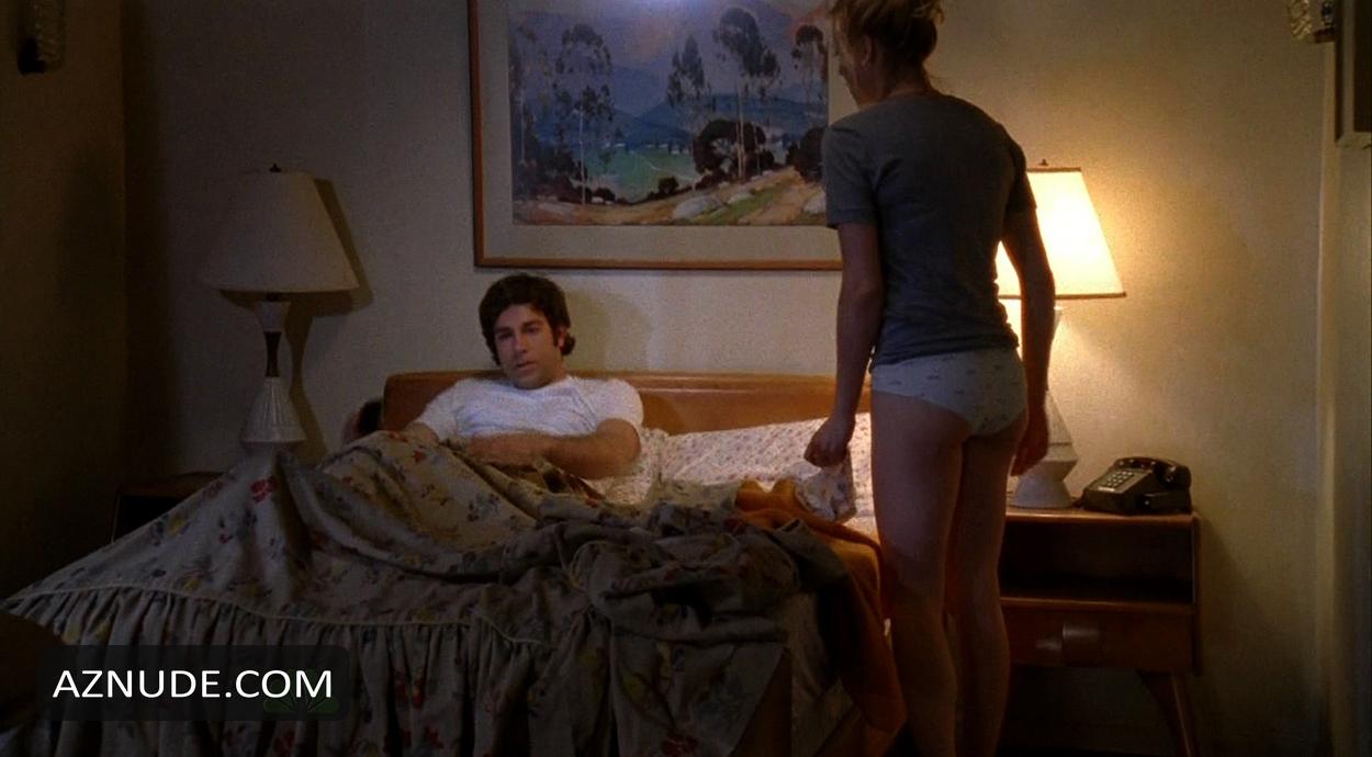 Yvonne Strahovski in Chuck, photo 23