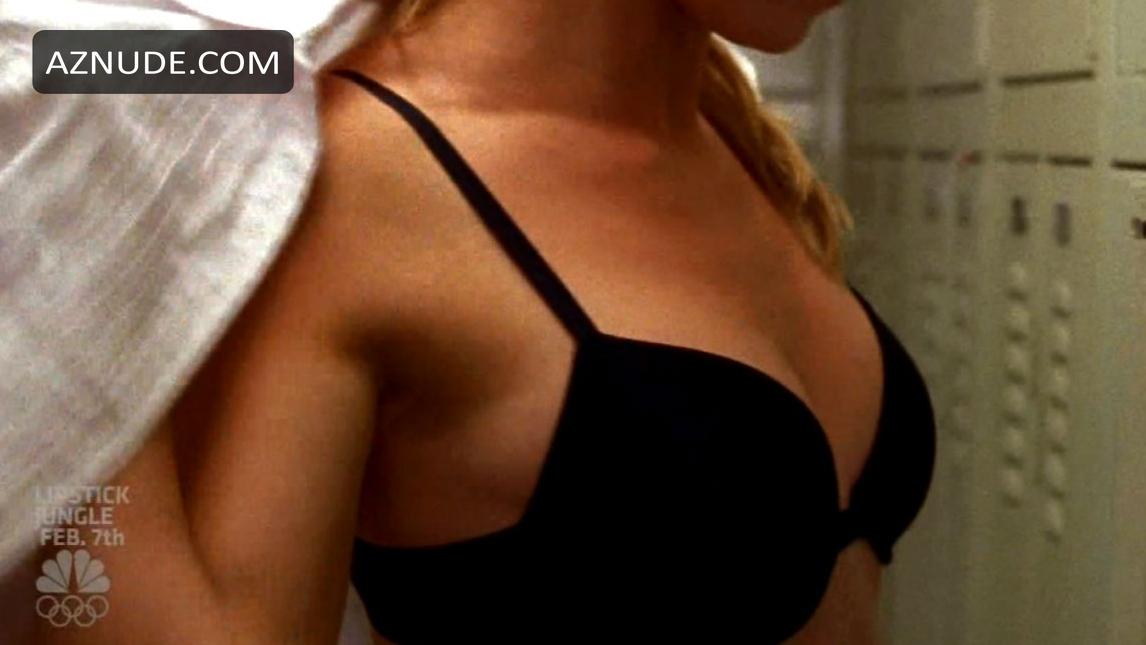Yvonne Strahovski in Chuck, photo 25