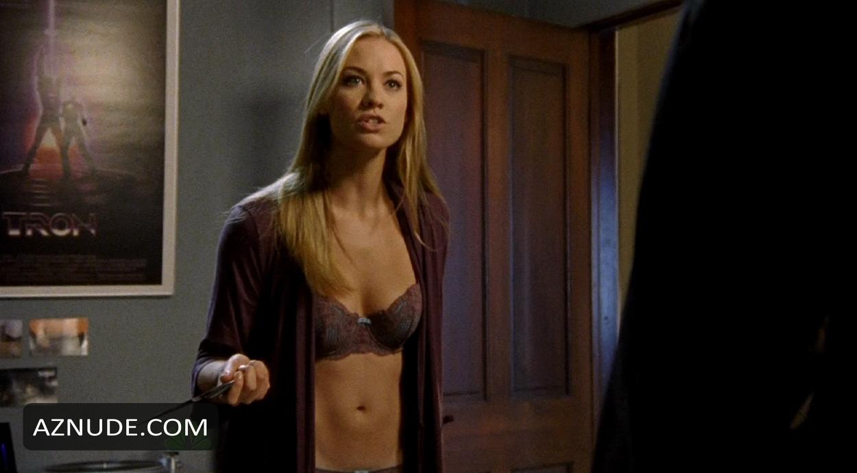 Yvonne Strahovski in Chuck, photo 32