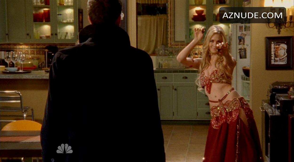 Yvonne Strahovski in Chuck, photo 45
